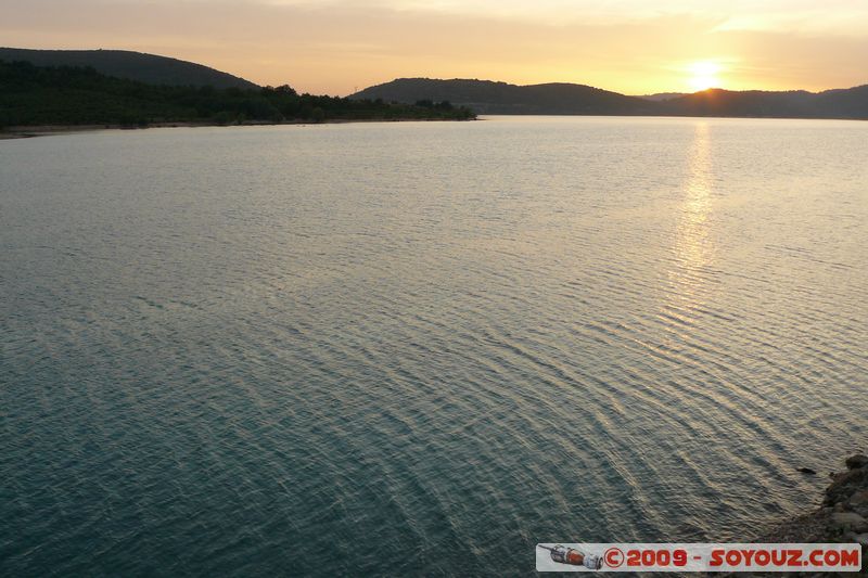 Bauduen - Coucher de Soleil sur le Lac de Sainte-Croix
Mots-clés: sunset