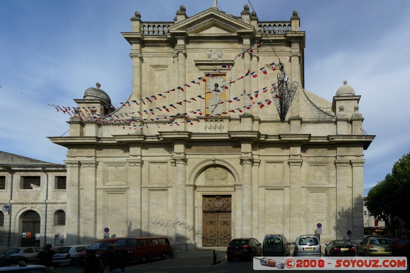 L'Isle-sur-la-Sorgue - Eglise
Mots-clés: Eglise