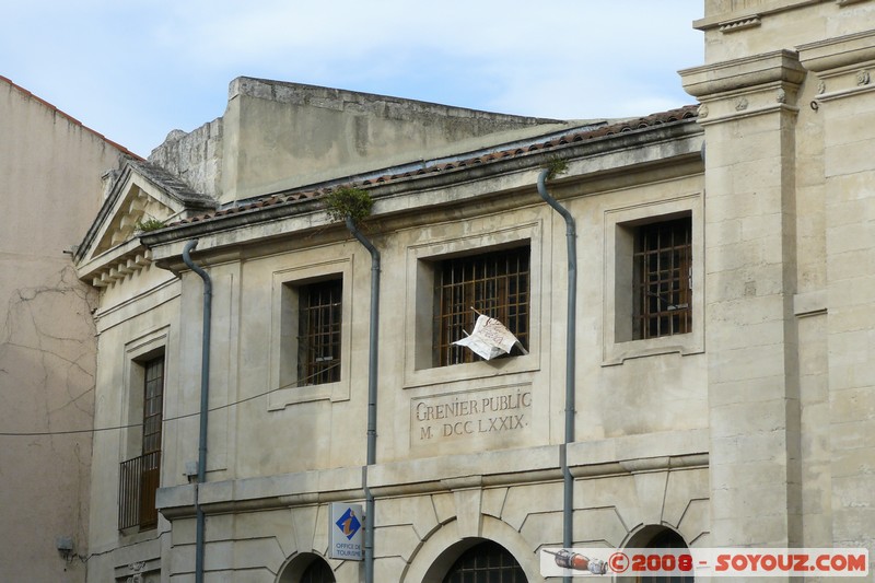 L'Isle-sur-la-Sorgue - Grenier Public (Office du Tourisme)
