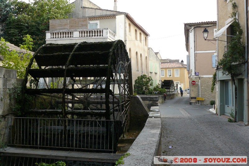 L'Isle-sur-la-Sorgue - roue Victor Courtet
Mots-clés: Roue a aubes