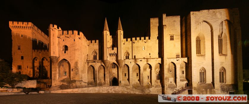 Avignon by Night - Palais des Papes - panorama
Mots-clés: Nuit panorama Eglise chateau patrimoine unesco