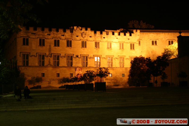 Avignon by Night - Nouveau Palais
Mots-clés: Nuit