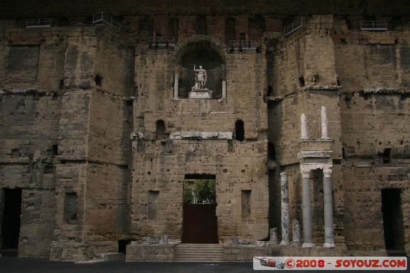 Theatre antique d'Orange
Mots-clés: Ruines Romain patrimoine unesco