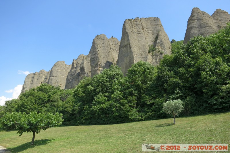 Les Mées -  les Pénitents 
Mots-clés: FRA France geo:lat=44.03280659 geo:lon=5.98568201 geotagged Les MÃ©es Provence-Alpes-CÃ´te d&#039;Azur Montagne