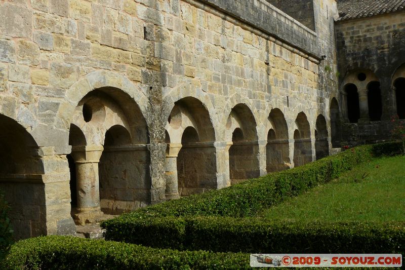 Abbaye du Thoronet - Le Cloitre
Mots-clés: Abbaye