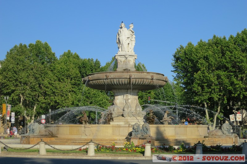 Aix-en-Provence - Fontaine de la place de la Rotonde
Mots-clés: Aix-en-Provence FRA France geo:lat=43.52634308 geo:lon=5.44483066 geotagged Provence-Alpes-CÃ´te d&#039;Azur Fontaine