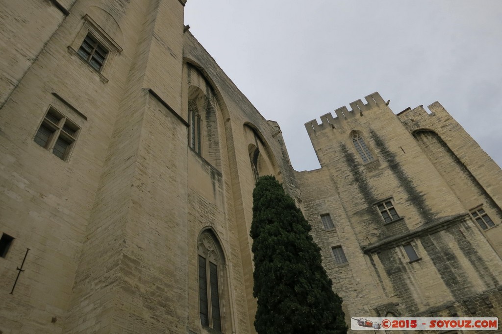 Avignon - Palais des Papes
Mots-clés: Avignon FRA France geo:lat=43.94999356 geo:lon=4.80753243 geotagged Provence-Alpes-Côte d'Azur Palais des Papes patrimoine unesco chateau Eglise