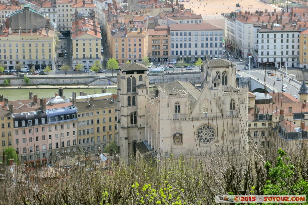 Lyon - Vue sur la ville depuis la Basilique Notre Dame de Fourviere
Mots-clés: Fourvière FRA France geo:lat=45.76274975 geo:lon=4.82304633 geotagged Lyon 01 Rhône-Alpes patrimoine unesco Eglise