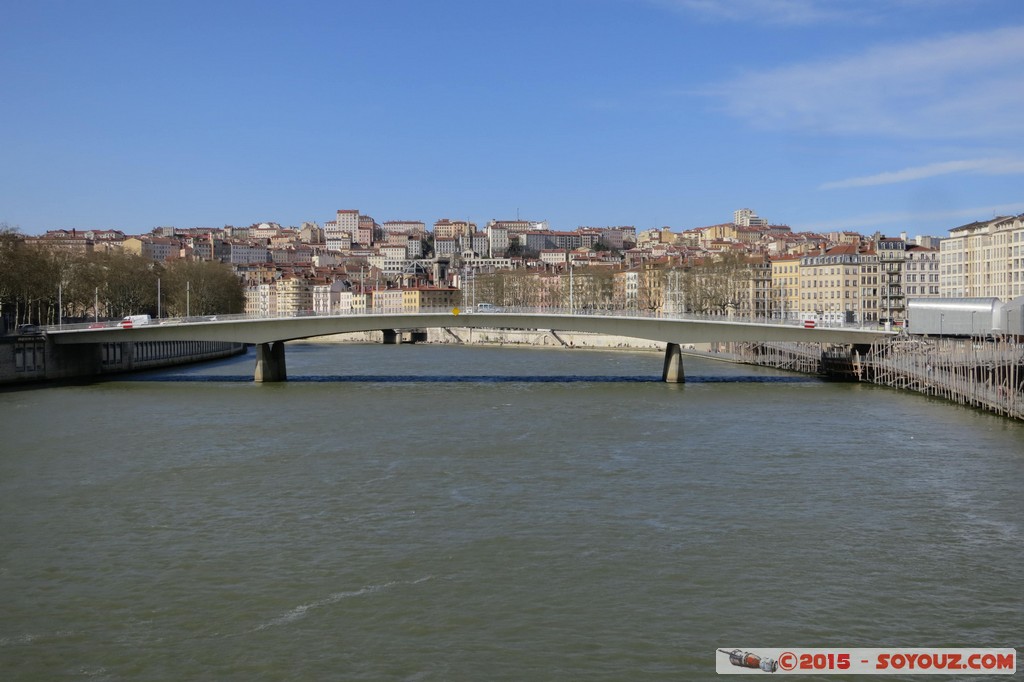 Vieux Lyon - Vue sur la Saone depuis la Passerelle du Palais de Justice
Mots-clés: FRA France geo:lat=45.76154469 geo:lon=4.82985914 geotagged Lyon 01 Rhône-Alpes patrimoine unesco Pont Riviere