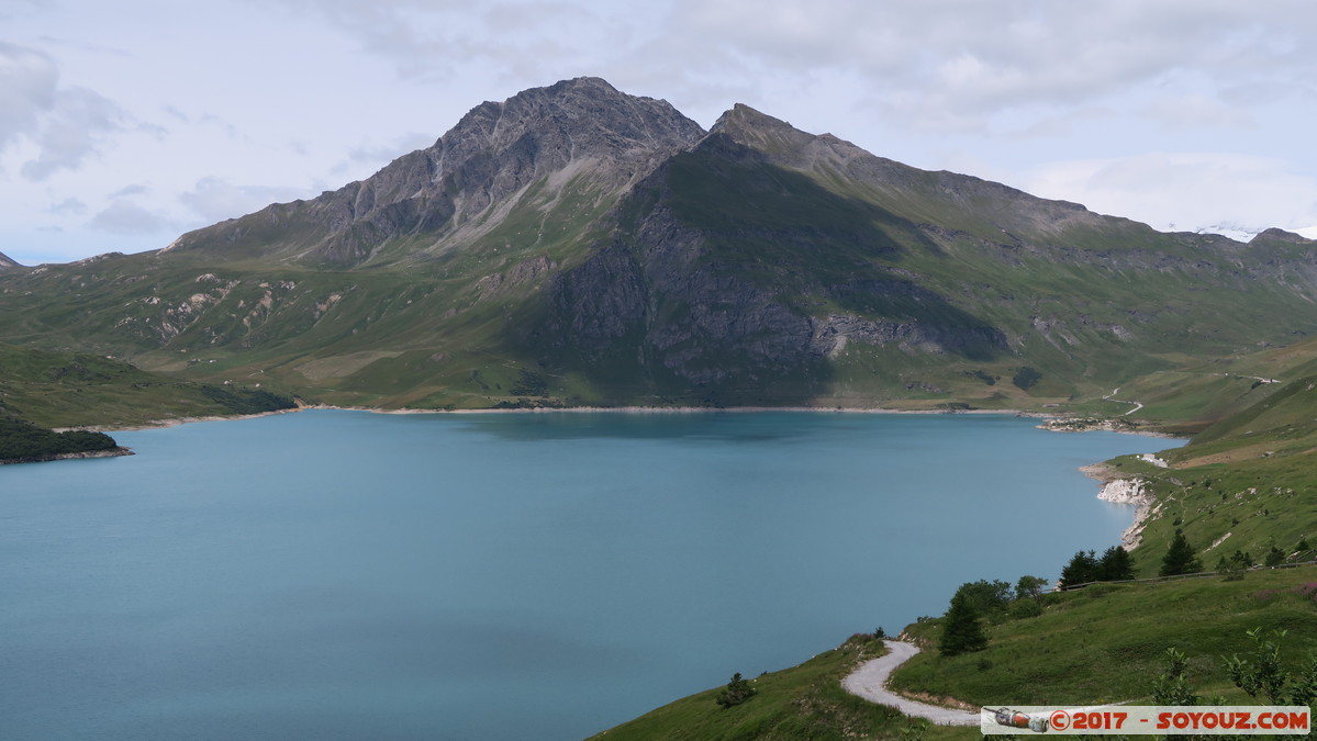 Lac du Mont-Cenis
Mots-clés: Auvergne-Rhône-Alpes FRA France geo:lat=45.23790985 geo:lon=6.95342302 geotagged Lanslevillard Rivers-Derrière Haute Maurienne Lanslebourg-Mont-Cenis Lac du Mont-Cenis Montagne Lac