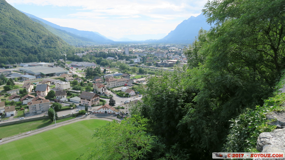 Cité Médiévale de Conflans  - Vue sur Albertville
Mots-clés: Albertville Auvergne-Rhône-Alpes Conflans FRA France geo:lat=45.66981456 geo:lon=6.39679760 geotagged