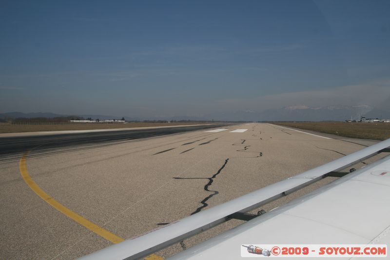 Tour des Lacs - Aeroport de Grenoble-Isere
