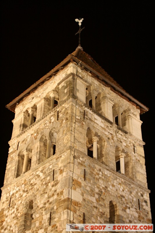 Annecy-le-Vieux - Le clocher (XIIe siecle)
Mots-clés: Nuit