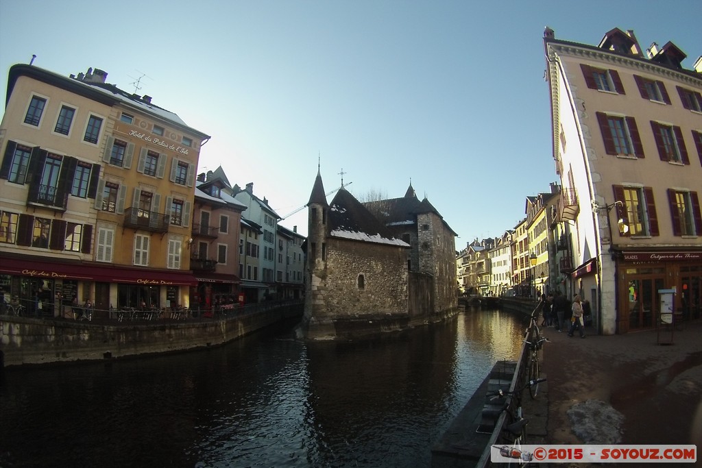 Annecy - Le Palais de l'Isle
DCIM100GOPRO
Mots-clés: Annecy FRA France geo:lat=45.89864759 geo:lon=6.12776399 geotagged Rhône-Alpes Prison Palais de l'Isle