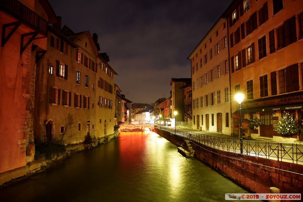 Annecy By Night - Pont Morens
Mots-clés: Nuit Les quais du Thiou Pont Morens