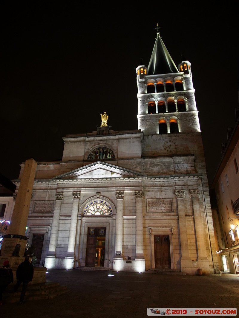 Annecy by night - Eglise Notre Dame de Liesse
Mots-clés: Nuit Eglise Notre Dame de Liesse Eglise