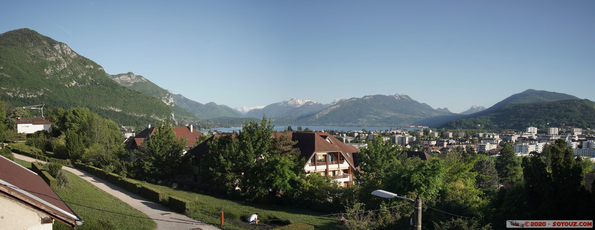 Annecy-le-Vieux - Panorama depuis la Mairie
Mots-clés: Annecy-le-Vieux Auvergne-Rhône-Alpes FRA France Lac Mont Veyrier Montagne panorama