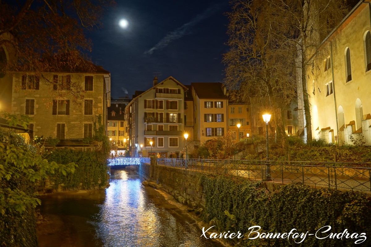 Vieille Ville Annecy by Night - Quai de la Cathedrale
Mots-clés: Annecy Auvergne-Rhône-Alpes FRA France geo:lat=45.89957903 geo:lon=6.12483770 geotagged Vieille Ville Nuit Eglise Religion Cathedrale Saint-Pierre Quai de la Cathedrale Canal du vasse