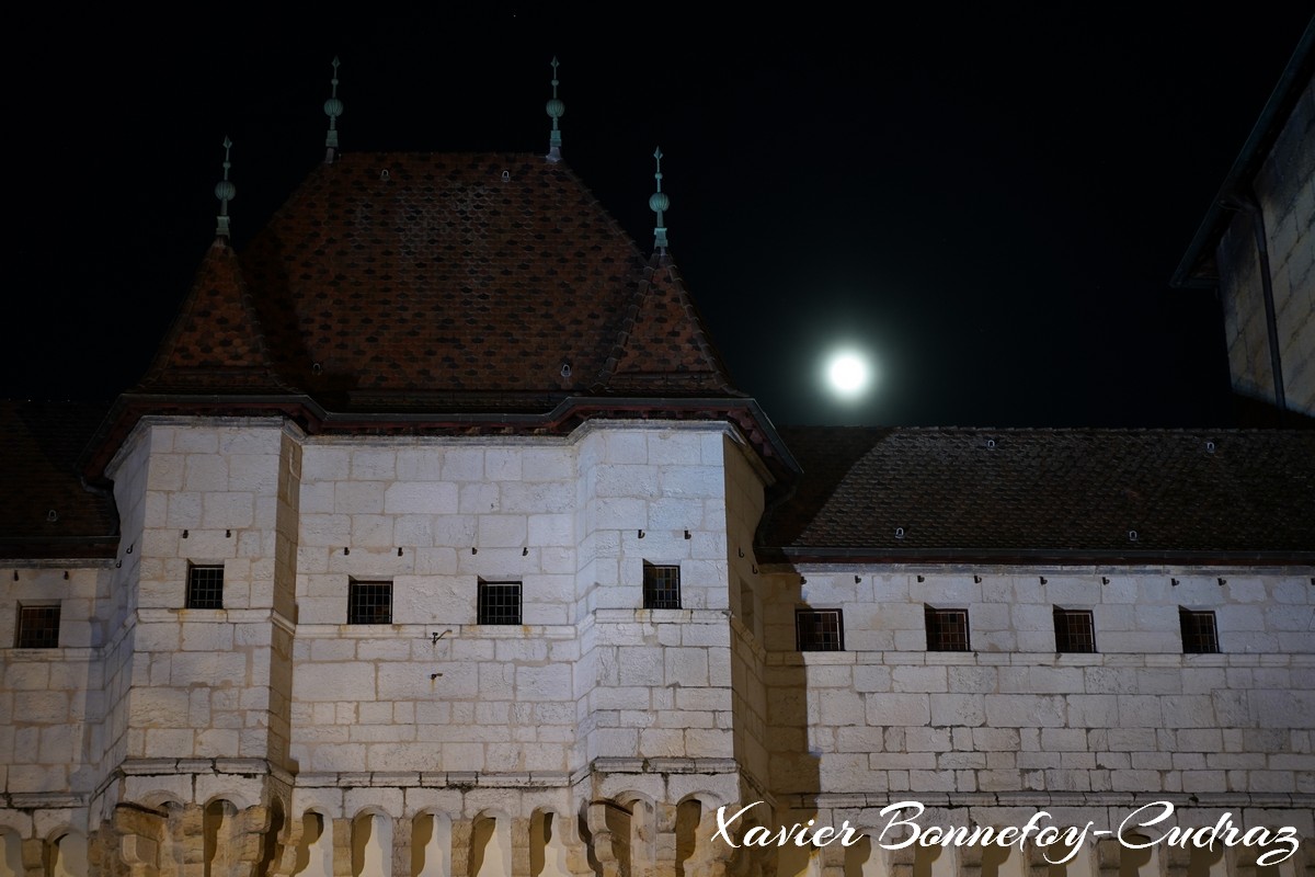 Vieille Ville Annecy by Night - Chateau
Mots-clés: Annecy Auvergne-Rhône-Alpes FRA France geo:lat=45.89735863 geo:lon=6.12516493 geotagged Vieille Ville Nuit Chateau Annecy chateau Lune