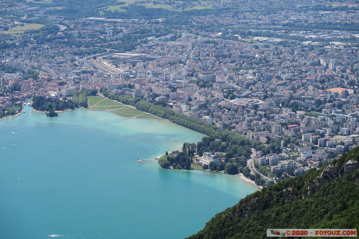 Mont Veyrier - Vue sur le Lac d'Annecy
Mots-clés: Auvergne-Rhône-Alpes Chavoire FRA France Veyrier-du-Lac Mont Veyrier Montagne Lac Lac d'Annecy