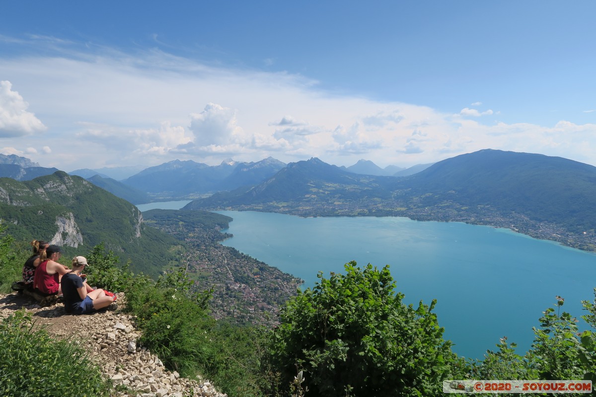 Mont Veyrier - Vue sur le Lac d'Annecy
Mots-clés: Auvergne-Rhône-Alpes Chavoire FRA France Veyrier-du-Lac Mont Veyrier Montagne Lac Lac d'Annecy