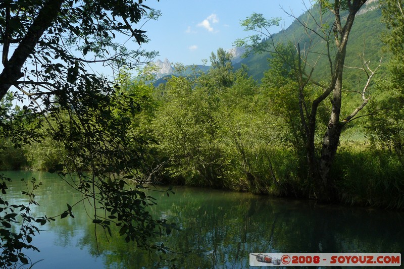 Reserve Naturelle du Bout-du-Lac - L'Eau Morte
Mots-clés: Riviere