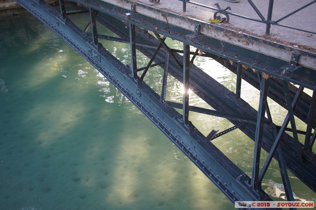 Annecy - Pont des Amours
Mots-clés: Pont des Amours