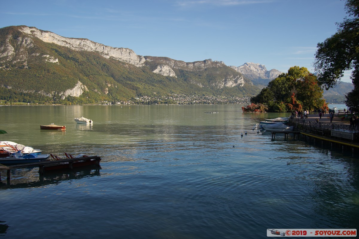 Annecy - Pont des Amours
Mots-clés: Pont des Amours Lac Mont Veyrier pedalo