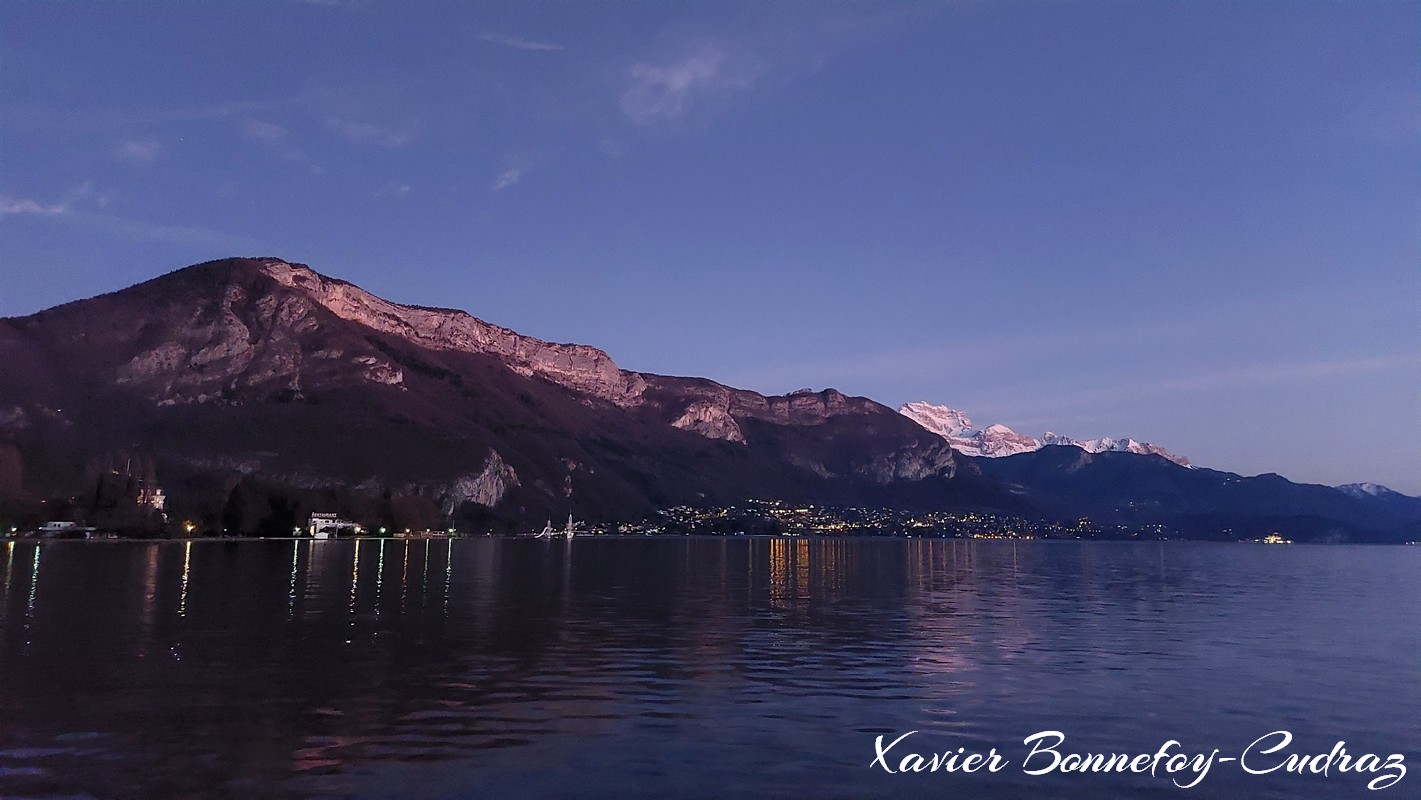 Annecy - Lac au coucher de Soleil
Mots-clés: Annecy Auvergne-Rhône-Alpes FRA France geo:lat=45.90308439 geo:lon=6.13591254 geotagged Lac Lac d'Annecy sunset Montagne Mont Veyrier