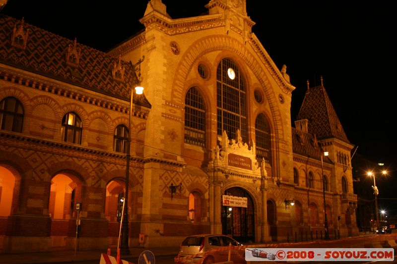Budapest by night - Nagyvasarcsarnok
Mots-clés: Nuit