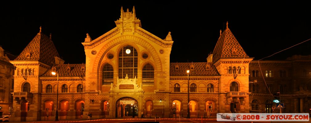 Budapest by night - Nagyvasarcsarnok - panorama
Mots-clés: Nuit panorama