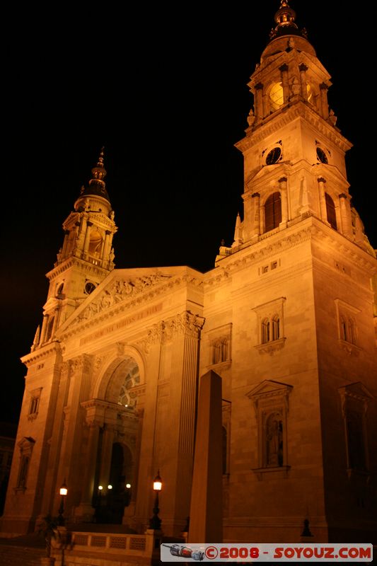 Budapest by night - Szent Istvan bazilika
Mots-clés: Nuit Eglise