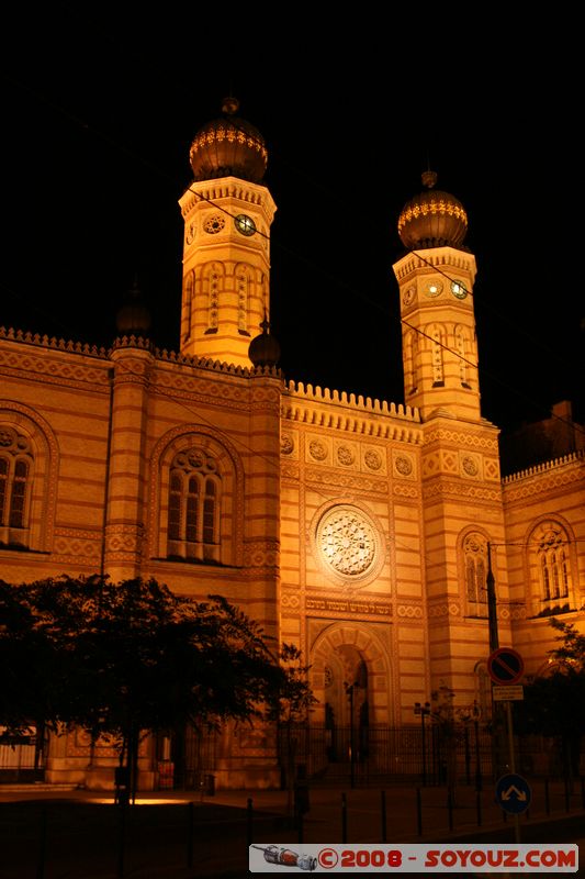 Budapest by night - Dohany utcai Zsinagoga
Mots-clés: Nuit synagogue