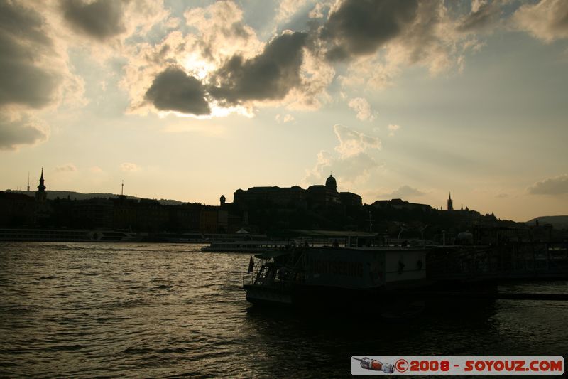 Budapest - Danube
Mots-clés: sunset Riviere Danube