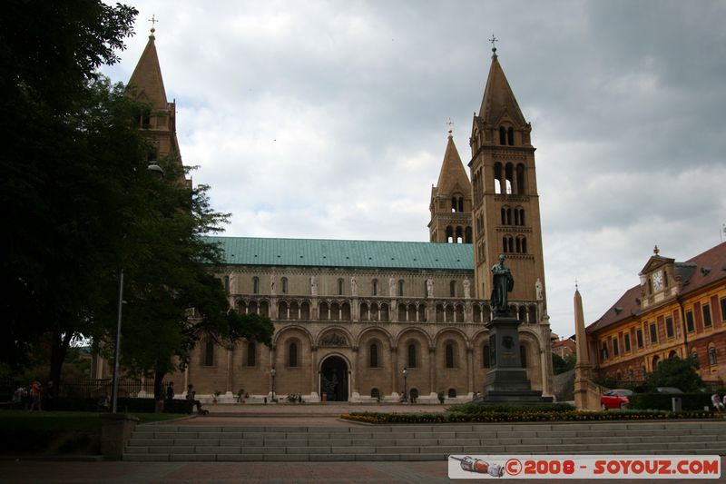 Pecs - Szent Peter Bazilika
Mots-clés: Eglise