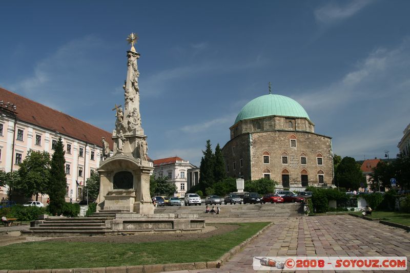 Pecs - Mecset Templom and Holy Trinity column
