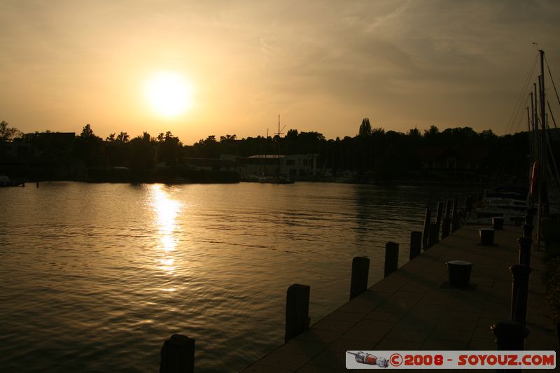 Balatonfured - Mahart Ferry Pier
Mots-clés: sunset Lac