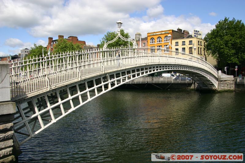 Ha'penny bridge
