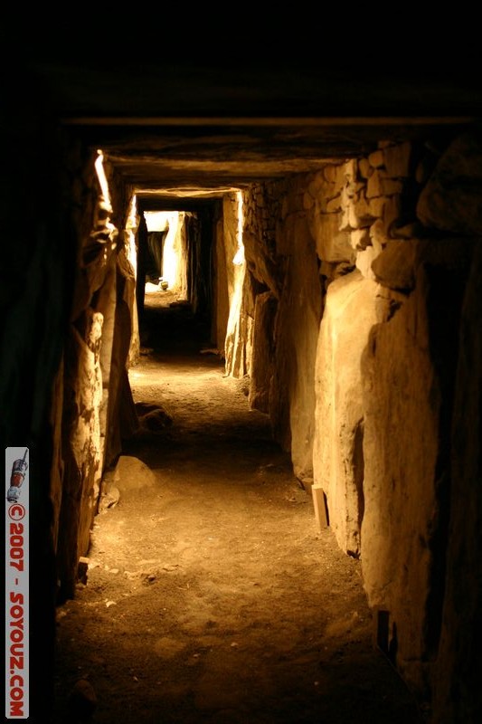 Knowth
Mots-clés: Ruines Megalithique