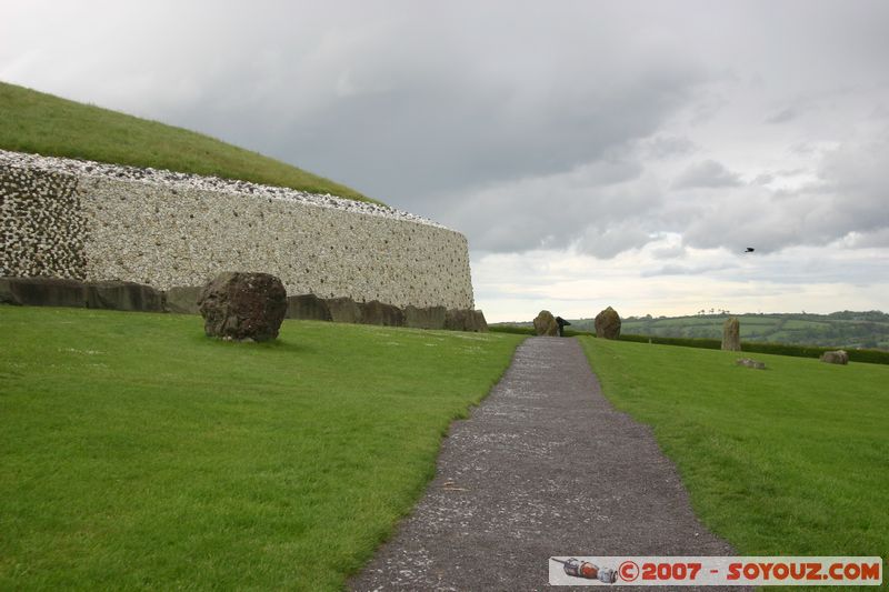 Newgrange
Mots-clés: Ruines Megalithique