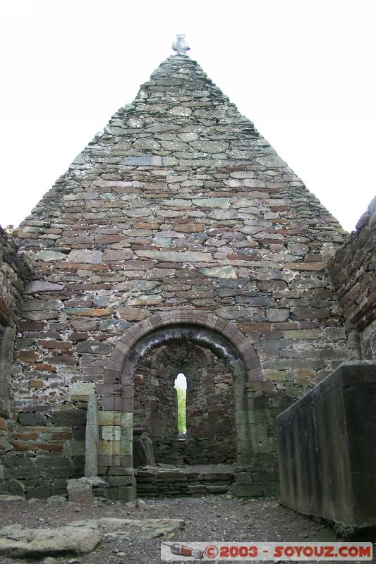 Dingle Peninsula - Kilmalkedar Church
