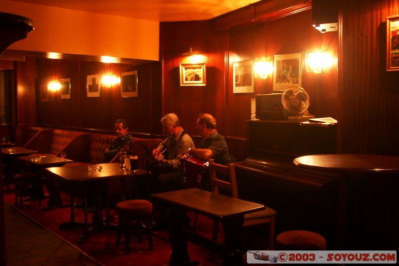 Connemara - Pub in Clifden
