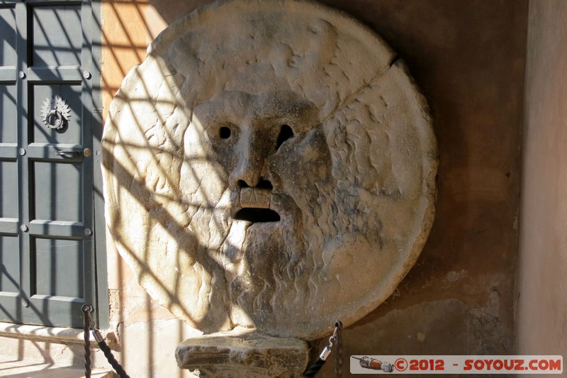 Roma - Bocca della Verita
Mots-clés: geo:lat=41.88823732 geo:lon=12.48156309 geotagged ITA Italie Lazio Roma Sant&#039; Angelo patrimoine unesco Eglise Chiesa di Santa Maria in Cosmedin Bocca della Verita sculpture