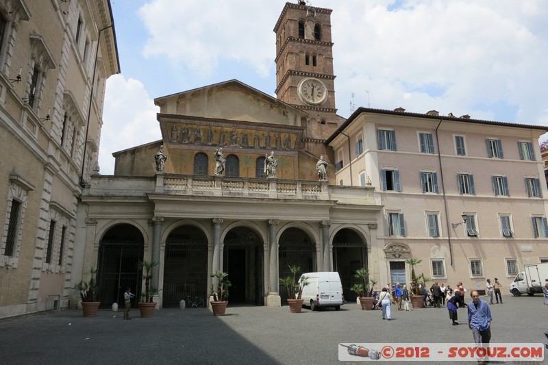 Roma - Piazza di Santa Maria in Trastevere - Basilica di Santa Maria
Mots-clés: geo:lat=41.88942057 geo:lon=12.47039236 geotagged ITA Italie Lazio Roma Trastevere patrimoine unesco Eglise