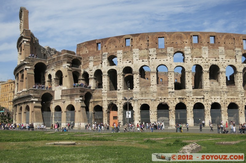 Roma - Colosseo
Mots-clés: Campitelli geo:lat=41.88999478 geo:lon=12.49033502 geotagged ITA Italie Lazio Roma patrimoine unesco Ruines Romain Colosseo