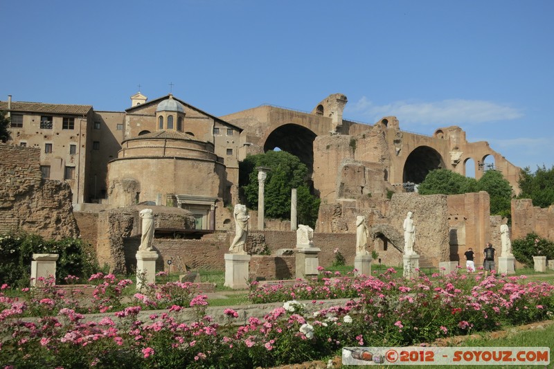 Roma - Foro Romano - Casa delle Vestali
Mots-clés: Campitelli geo:lat=41.89143727 geo:lon=12.48634010 geotagged ITA Italie Lazio Roma patrimoine unesco Ruines Romain