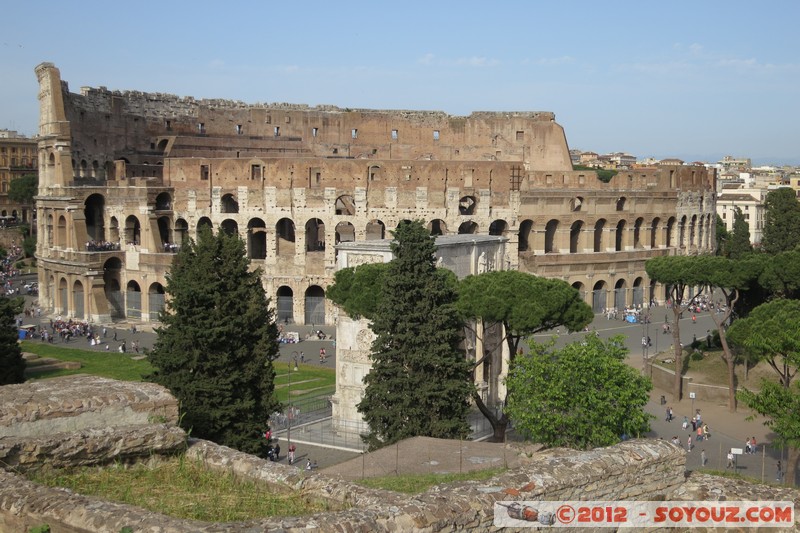 Roma - visto da Colle Palatino - Colosseo
Mots-clés: Campitelli geo:lat=41.88928986 geo:lon=12.48914583 geotagged ITA Italie Lazio Roma patrimoine unesco Ruines Romain Colle Palatino Colosseo