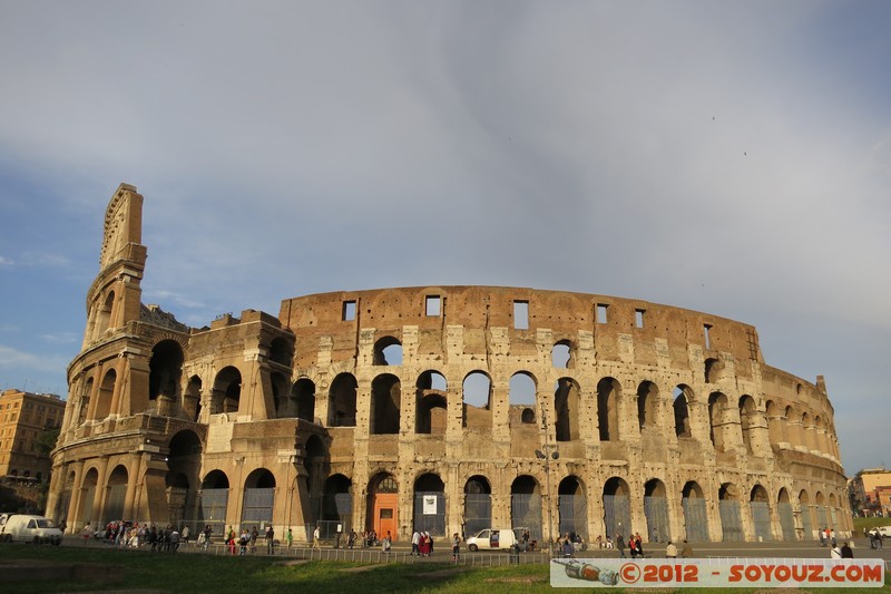 Roma - Colosseo
Mots-clés: Campitelli geo:lat=41.89003865 geo:lon=12.49041471 geotagged ITA Italie Lazio Roma patrimoine unesco Ruines Romain Colosseo sunset