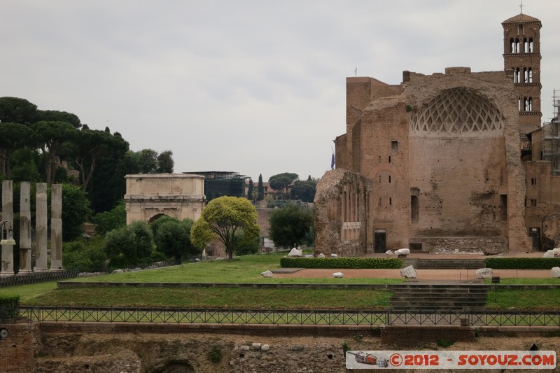 Roma - Colosseo - Tempio di Venere e Roma
Mots-clés: Campitelli geo:lat=41.89051821 geo:lon=12.49139036 geotagged ITA Italie Lazio Roma patrimoine unesco Ruines Romain Colosseo Tempio di Venere e Roma