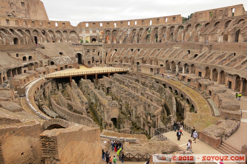 Roma - Colosseo
Mots-clés: Campitelli geo:lat=41.89055723 geo:lon=12.49172734 geotagged ITA Italie Lazio Roma patrimoine unesco Ruines Romain Colosseo